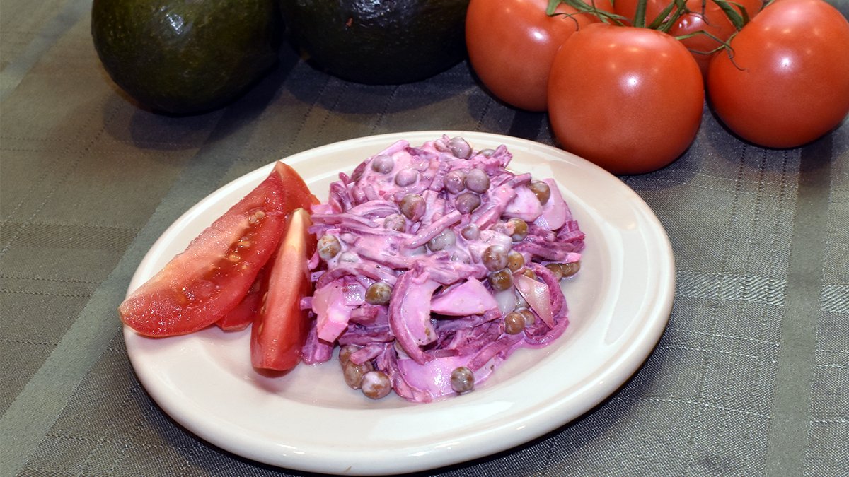 Creamy Beet Salad with Sweet Peas - Zigeze