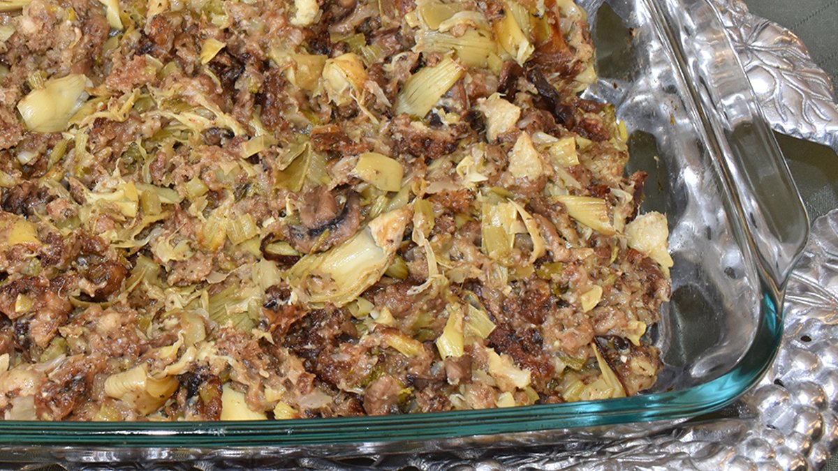 Savory Artichoke Turkey Stuffing - Zigeze