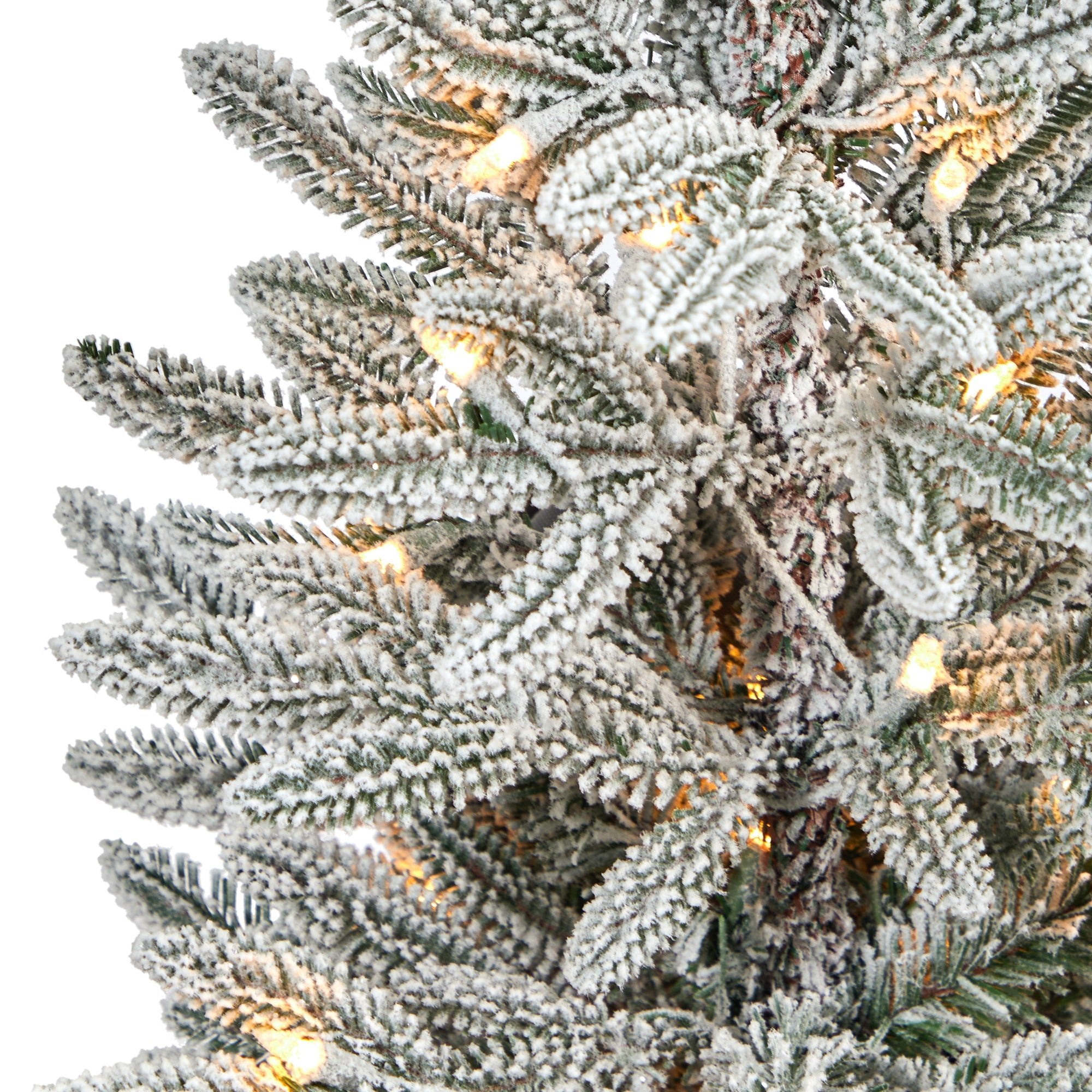 44" Flocked Manchester Spruce Tree with 50 Lights in White Planter | Zigeze