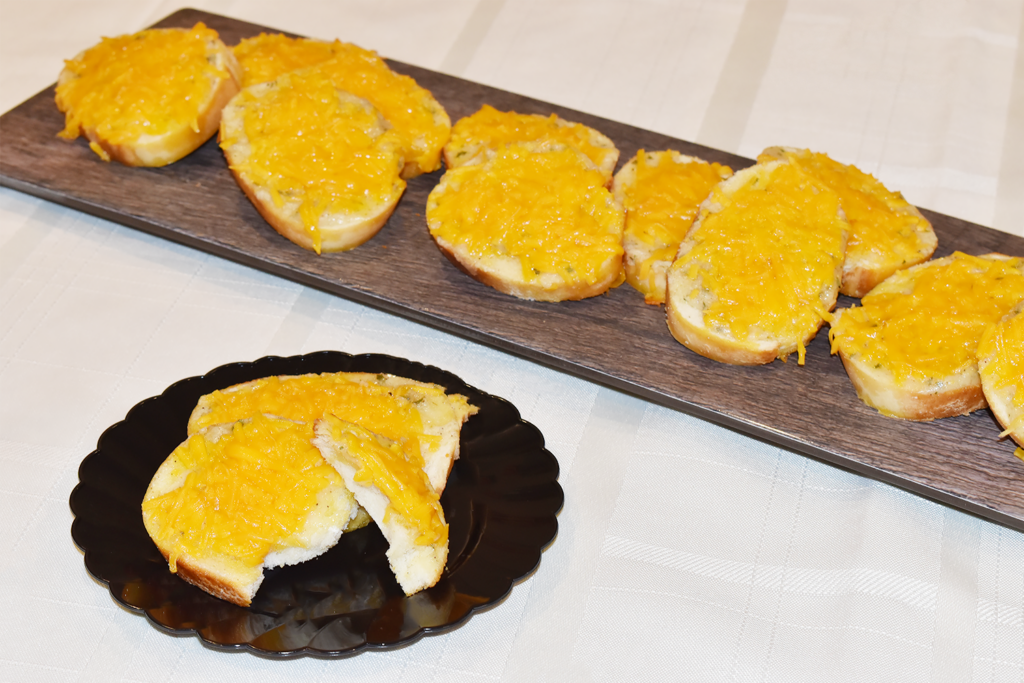 Cheesy Ranch Bread